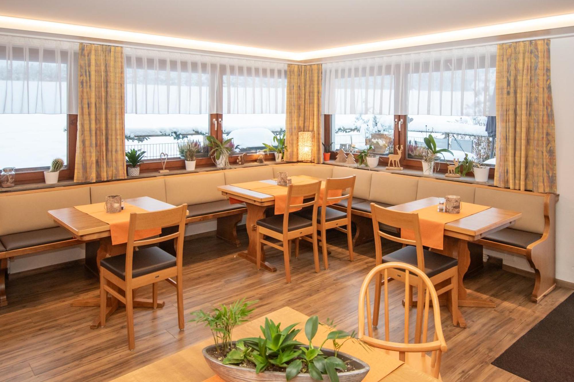 Landhotel Karin フロイデンシュタット エクステリア 写真