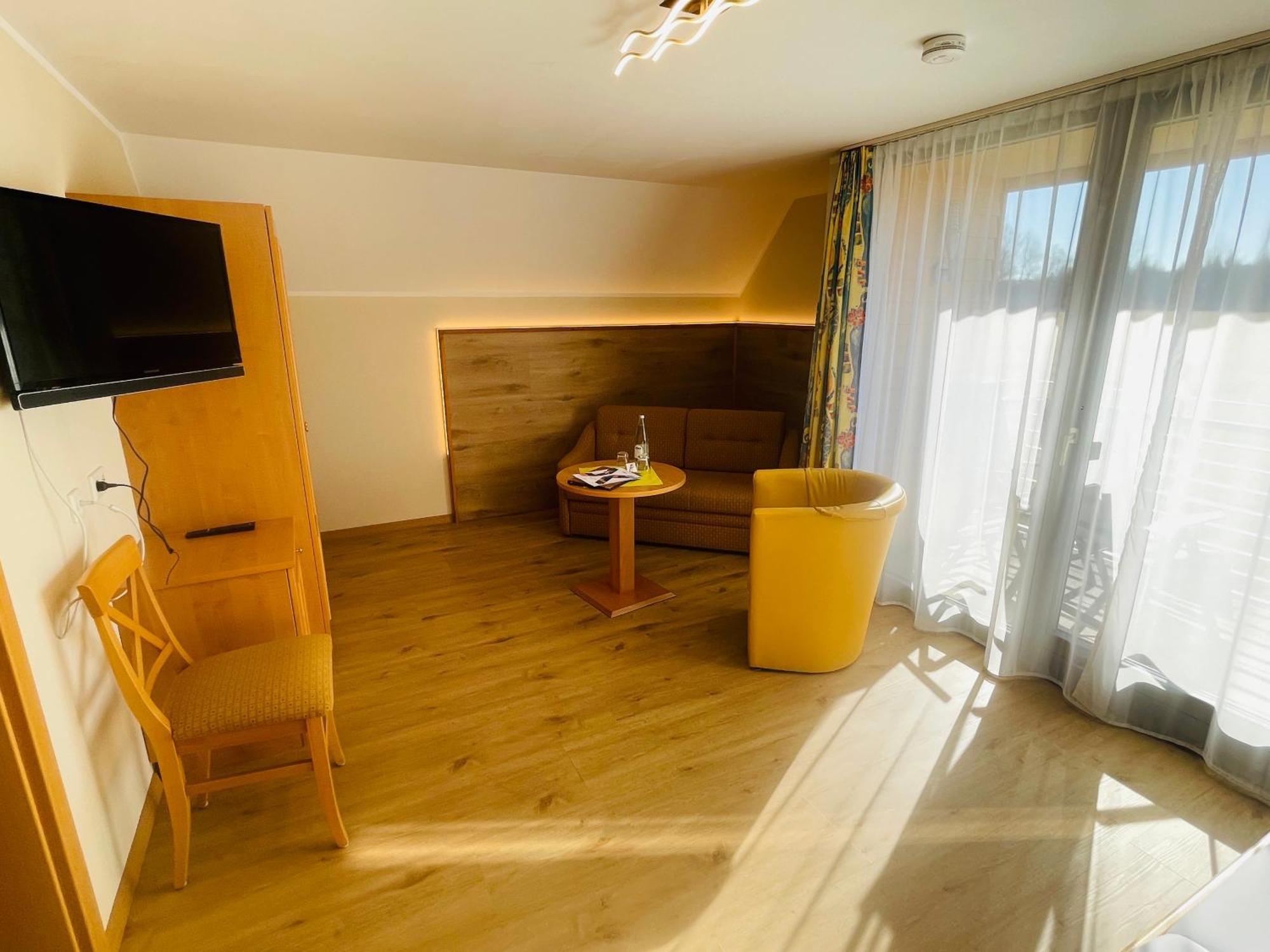 Landhotel Karin フロイデンシュタット エクステリア 写真