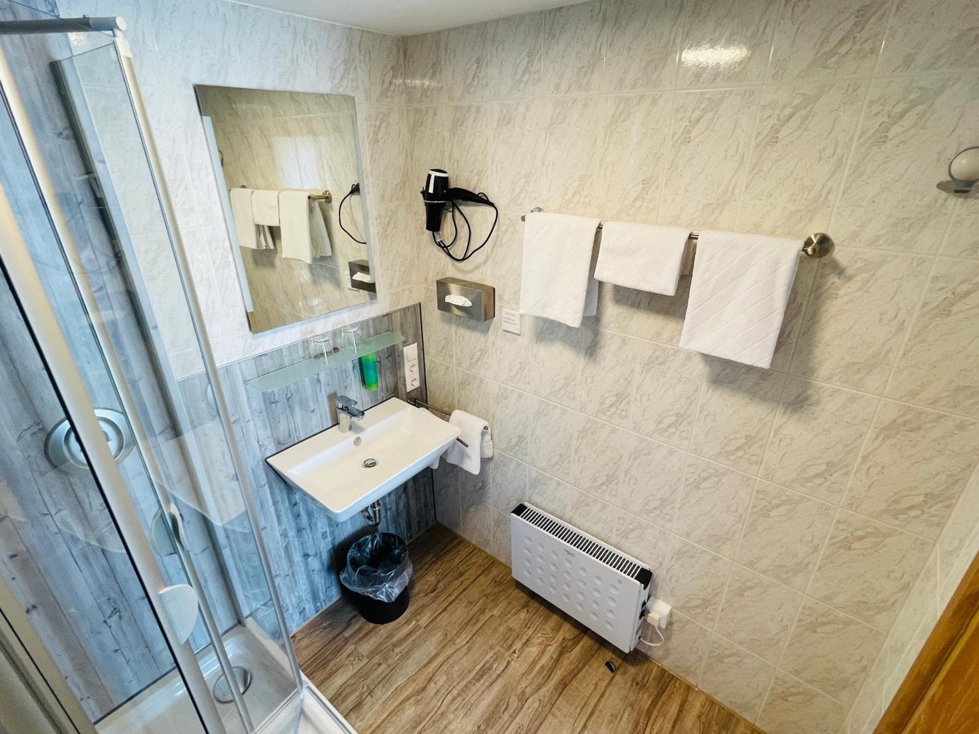 Landhotel Karin フロイデンシュタット エクステリア 写真